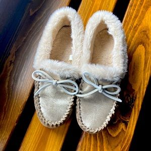 J Crew Women’s Size 7 Gold Metsllic Slippers